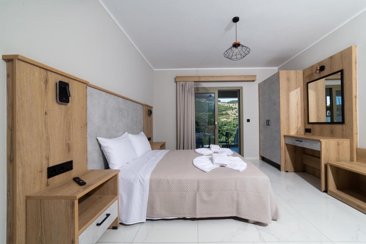 Sky View Suites Kefalonia Vovikes Exterior photo